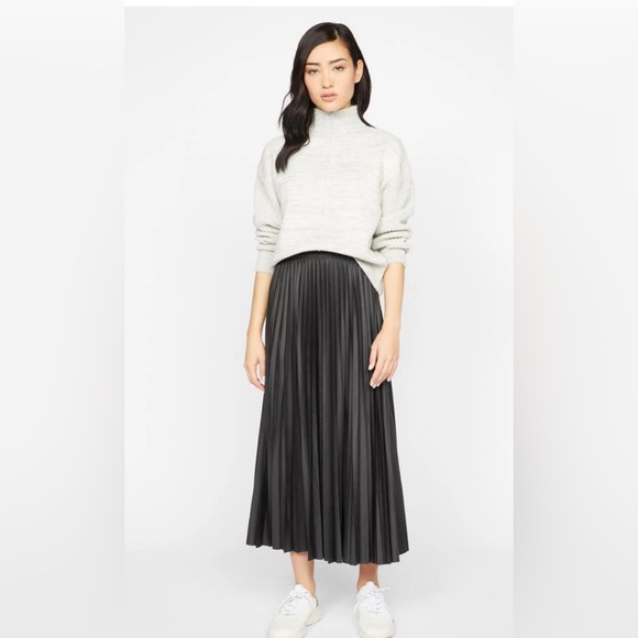 Sanctuary Vegan Leather Skirt - Picture 5 of 6